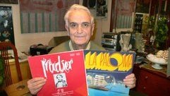 Der baskische Sammler Primitivo Langarica in einer Szene des Films «La Paloma». In dem Dokumentarfilm wird die 150-jährige Geschichte des Liedes erzählt. (Foto: dpa)