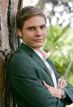 Schauspieler Daniel Brühl am Rande der Pressekonferenz seines Films «Salvador». (Foto: dpa)