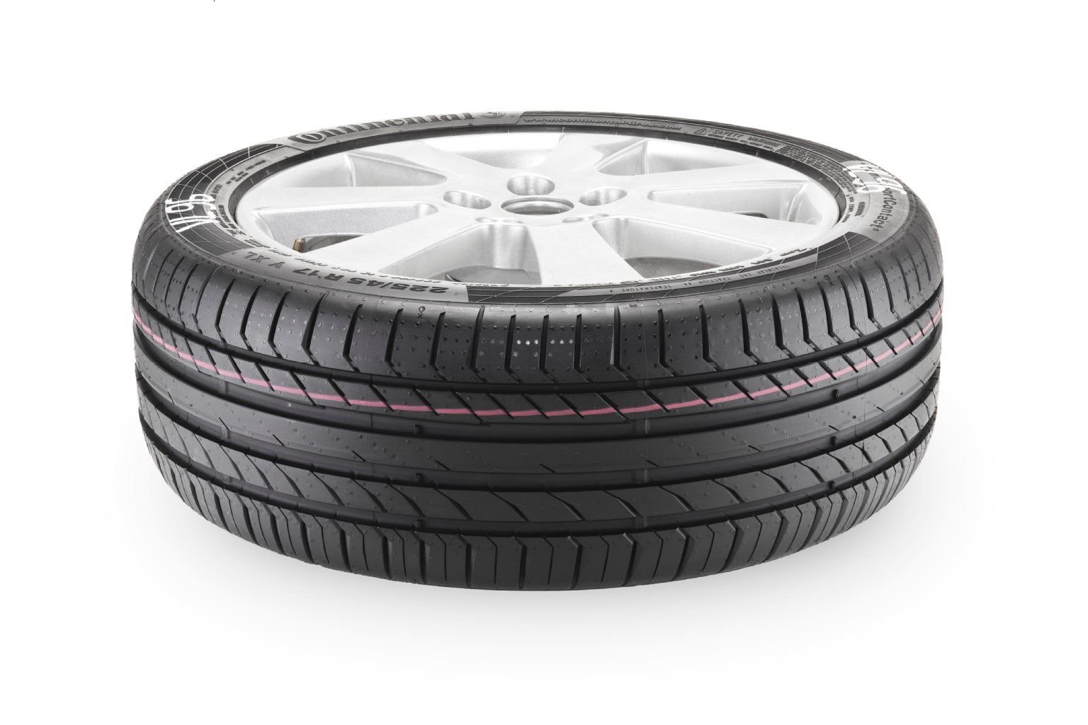 Der Continental SportContact5 ist der beste Sommerreifen der Größe 225/45 R17 W/Y im aktuellen Test.