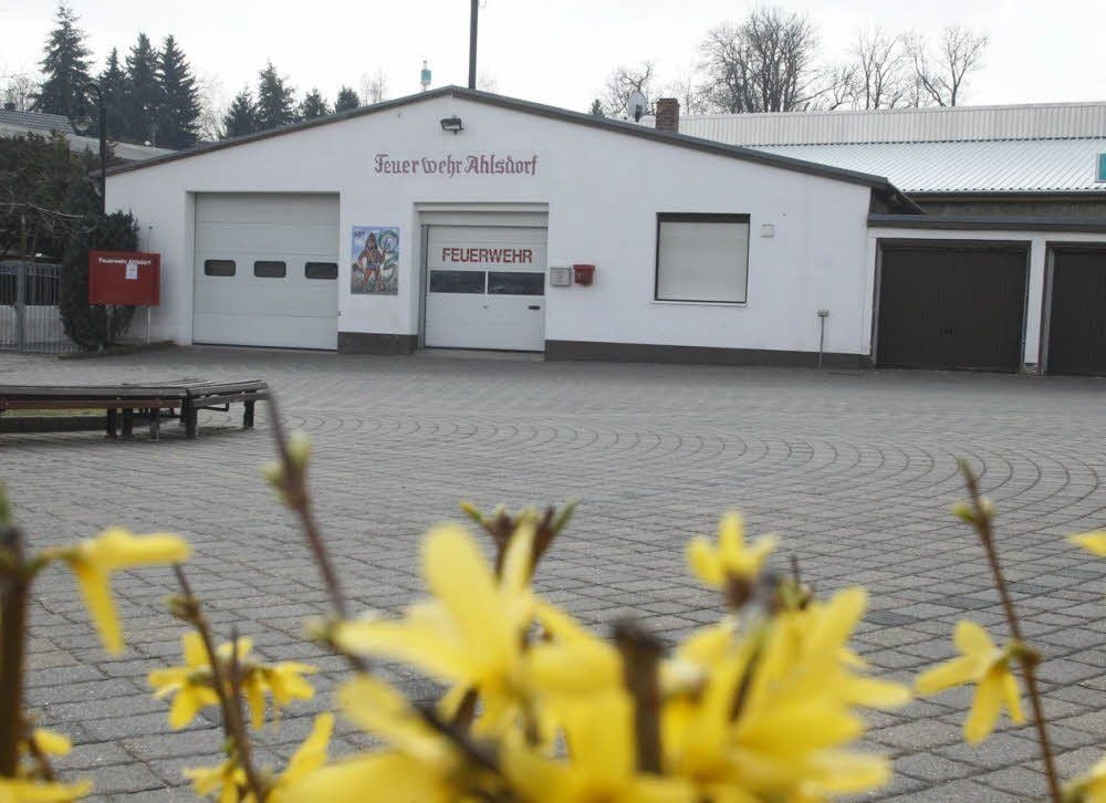 Für das Gerätehaus in Ahlsdorf muss Ersatz gefunden werden. Es bietet nicht genügend Platz.