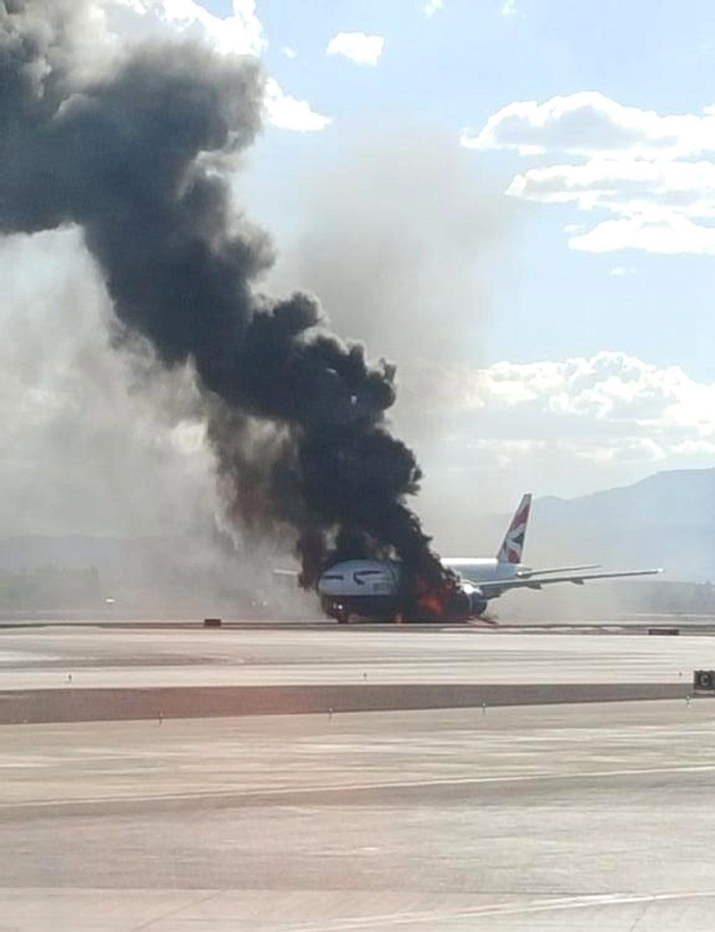 Der Turbinenbrand sorgte für Panik unter den Passagieren.