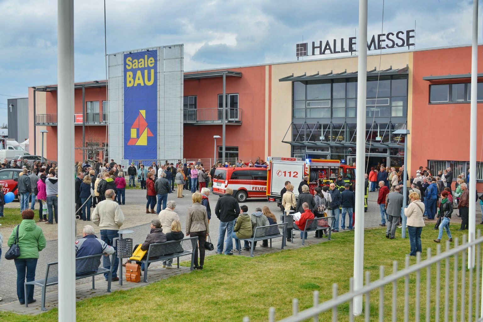 Bruckdorf Bruckdorf Feueralarm in der HalleMesse