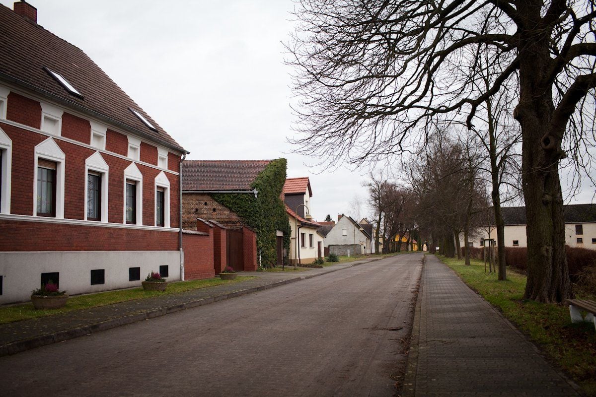 Steckby ist ein Ortsteil der Stadt Zerbst/Anhalt. 2012 lebten dort 906 Menschen.