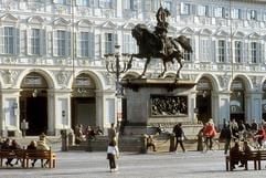 Prächtigster Platz der Stadt - die Piazza San Carlos (Foto: dpa)