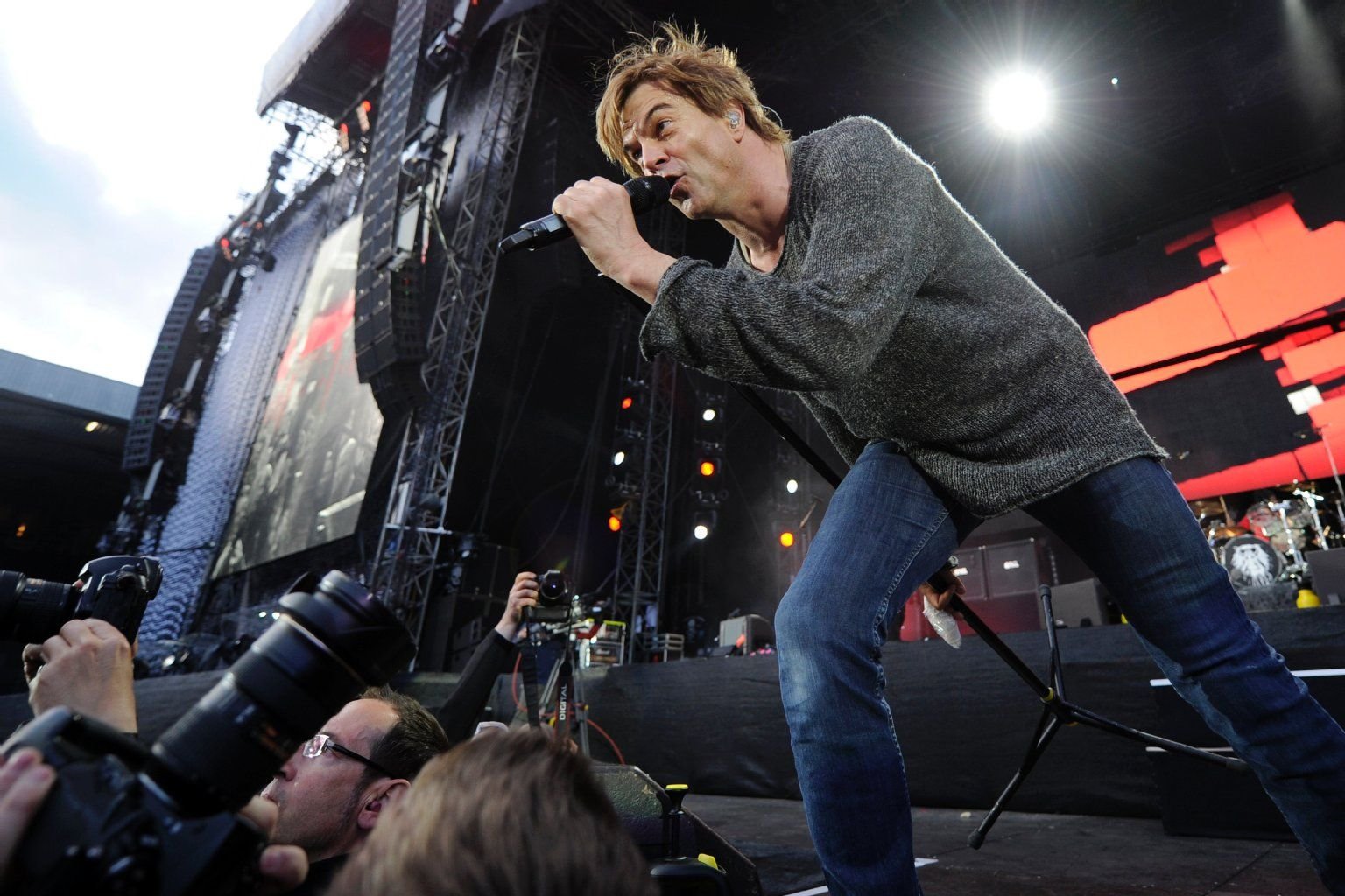 Sänger Campino von den Toten Hosen. Das Tempelhofer Feld verwandelt sich am Wochenende drei Abende lang in eine Deutschpunk-Konzertbühne.