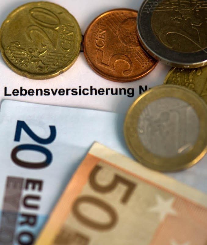Neukunden müssen einen geringeren Garantiezins in Kauf nehmen.