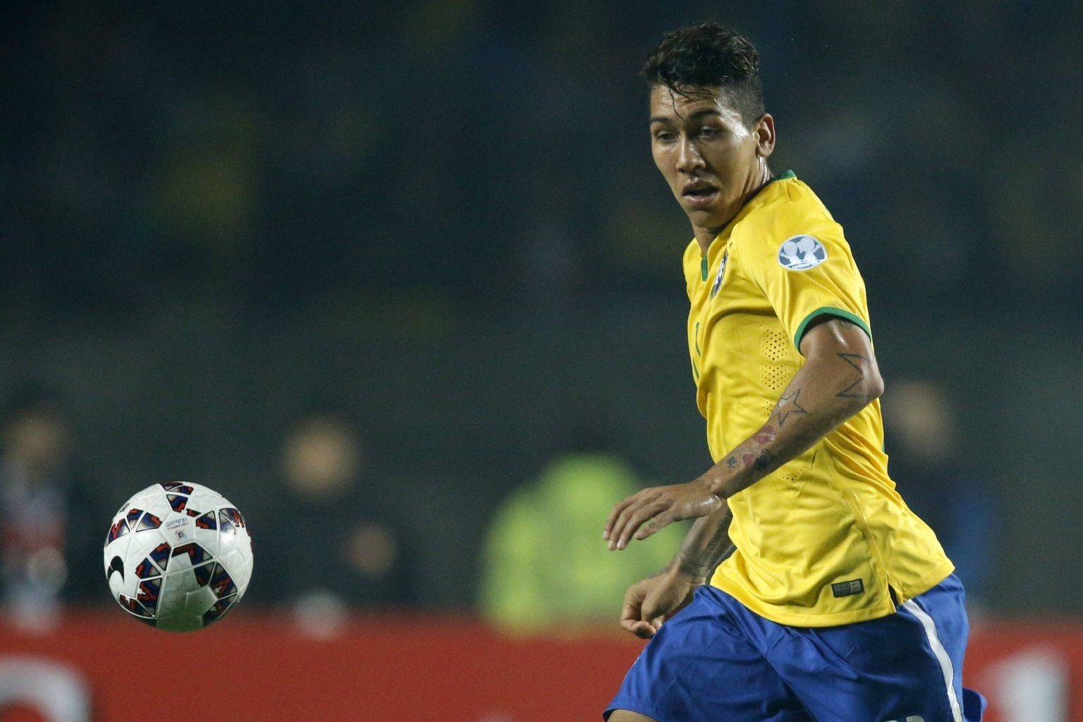 Roberto Firmino im Dress der brasilianischen Nationalmannschaft.