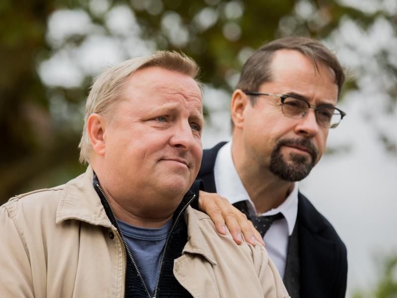 Jan Josef Liefers und Axel Prahl (l) sind die „Tatort”-Kings. Foto: Rolf Vennenbernd