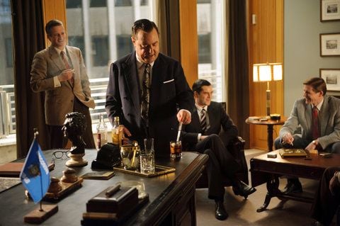 Joe McCarthy (John Sessions, M) in einer Szene des Kinofilms «The Real American - Joe McCarthy» (undatierte Filmszene). (FOTO: DPA)