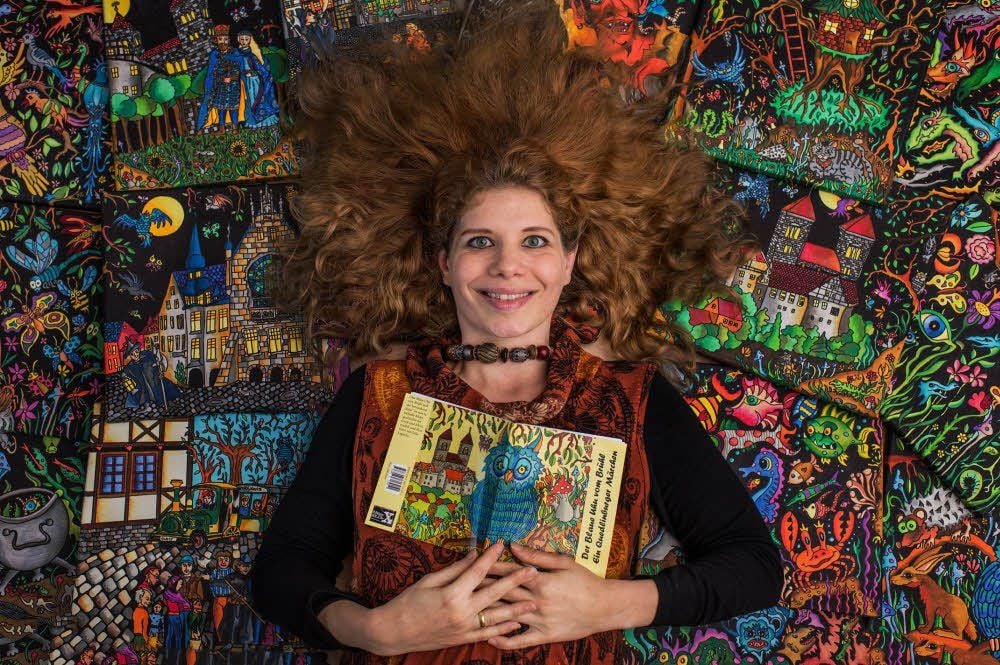 Julia Laginha, Autorin und Illustratorin.