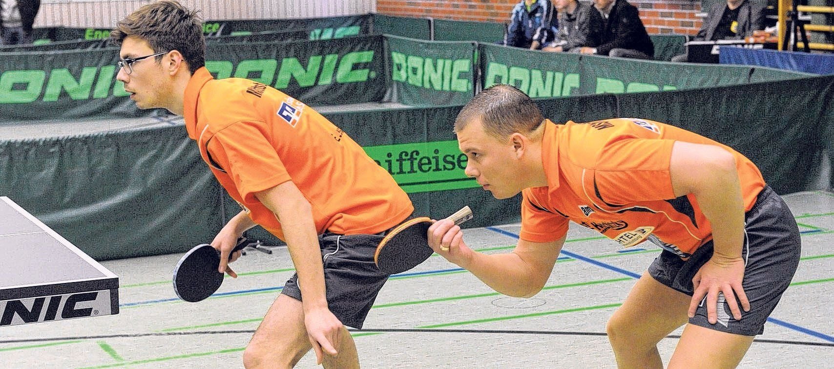 Auch der Fingerzeig von Eric Hess nützte im Doppel mit Viktors Sirokijs dieses Mal nichts.