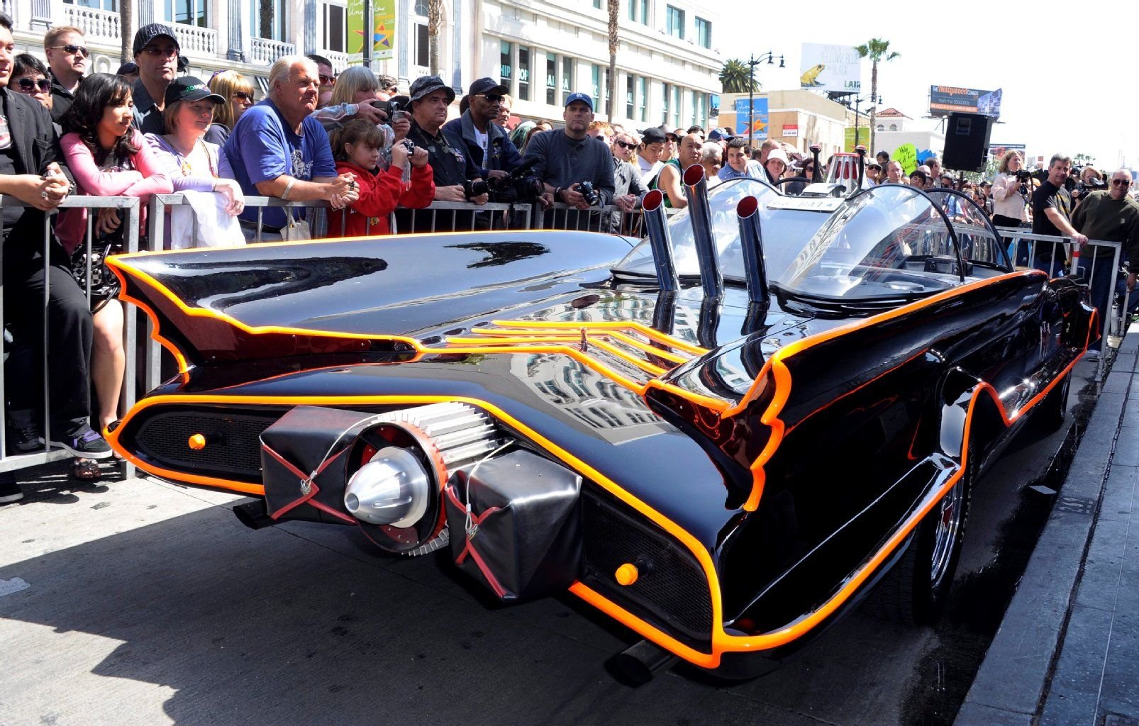 n den 60er-Jahren kreierte George Barris das legendäre Batmobil aus der Fernsehserie „Batman“.