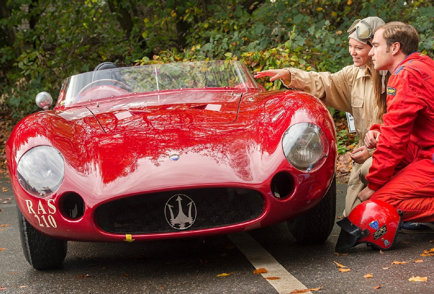 Der Maserati Tipo 300S von 1955 hat einen 260 PS starken Reihensechszylinder, fuhr 300 km/h Spitze und war damit einer der Top-Sportwagen seiner Zeit.
