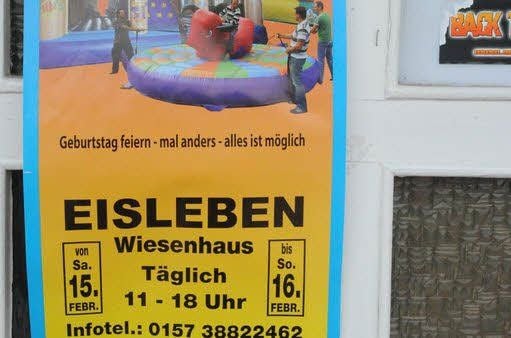 Ein Teil des illegalen Plakats.