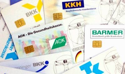 Arbeitgeber- und Versichertenseite äußern sich zur Fusion zweier Krankenkassen. (FOTO: DDP)