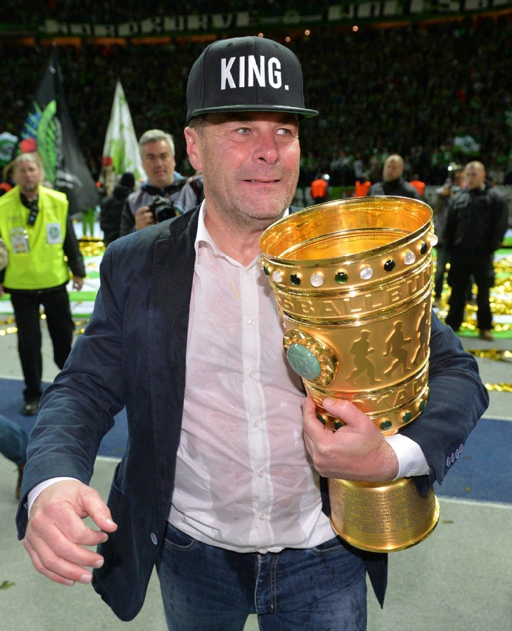Wolfsburg-Coach Dieter Hecking nach dem Triumph im DFB-Pokalfinale.