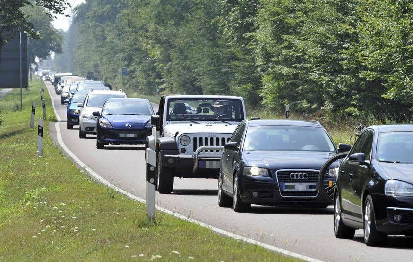 Autofahrer auf der B 184 müssen sich auf Behinderungen einstellen.