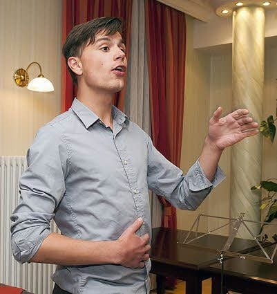 Finnegan Schulz, der neue Chorleiter