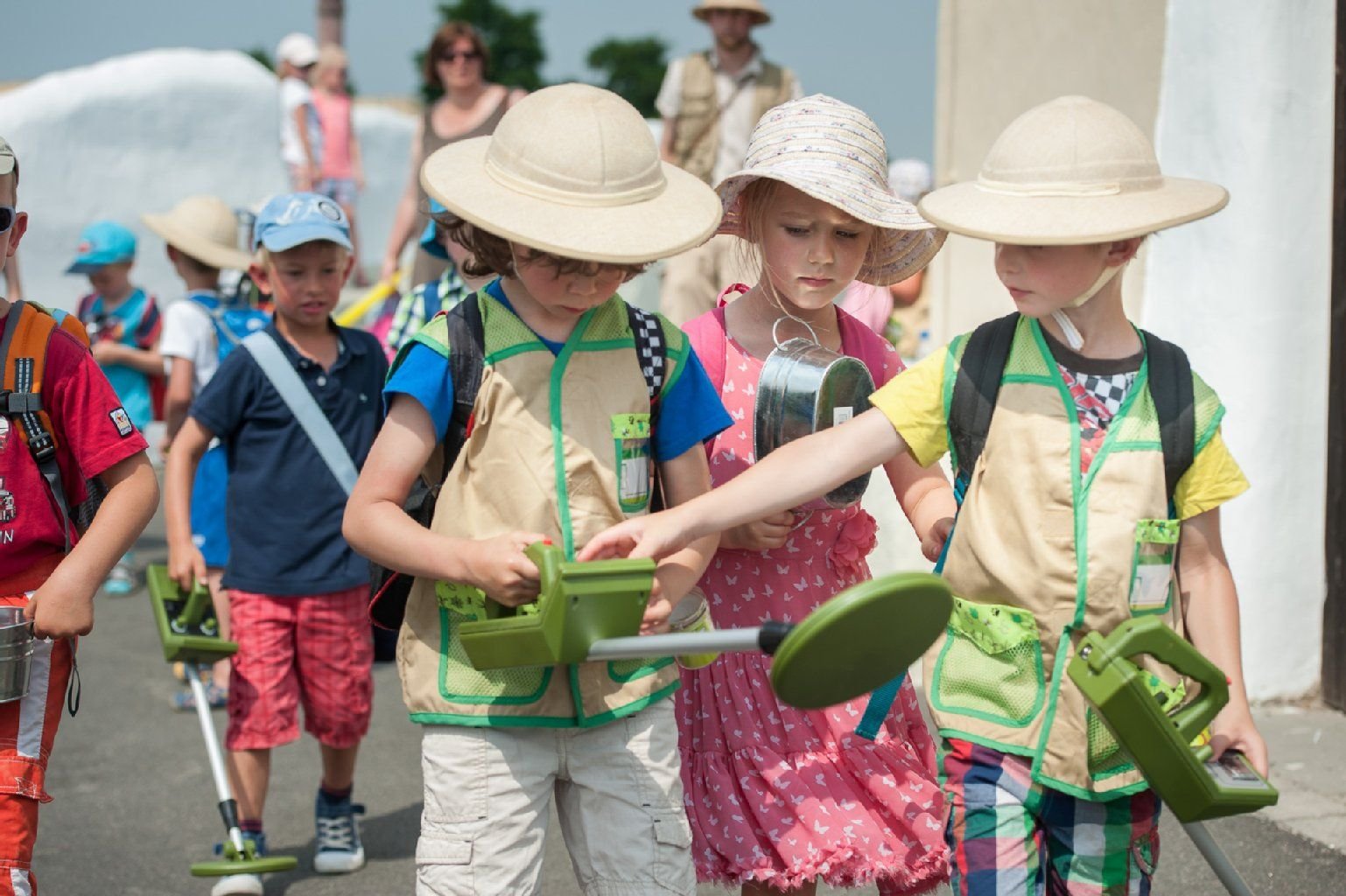 Bei der Wüstenexpedition in Belantis sind gerade Kinder als Entdecker und Forscher gefragt.
