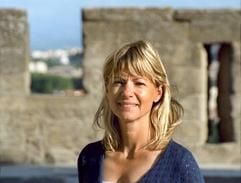Die Schriftstellerin Kate Mosse (Foto: dpa)