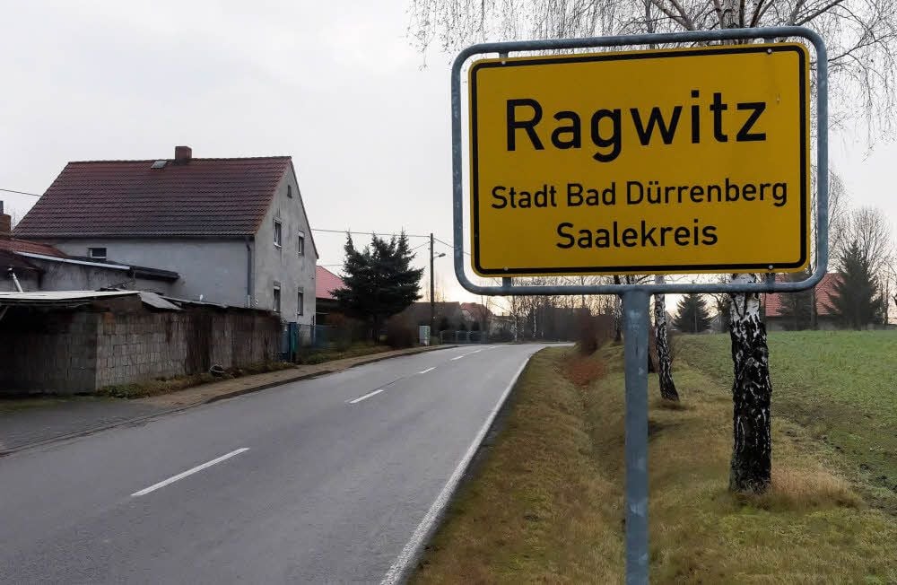 Ragwitz mit seinen 94 Einwohnern liegt nahe der Autobahn 9.