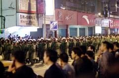Bei schweren Unruhen in der südwestchinesischen Metropole Chongqing sind Dutzende Polizisten verletzt worden. (Archivfoto: dpa)