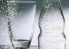 Mineralwasser (Foto: dpa)