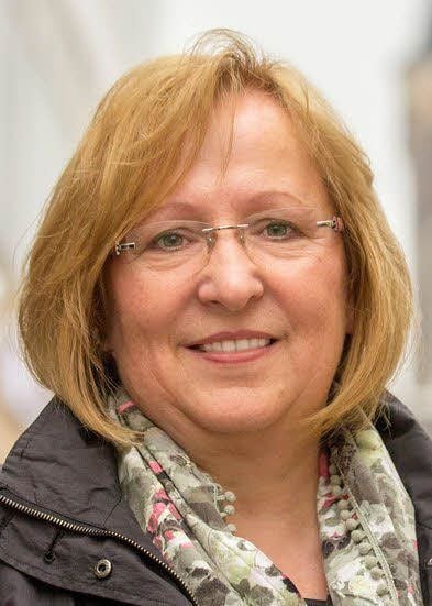 Marina Hinze