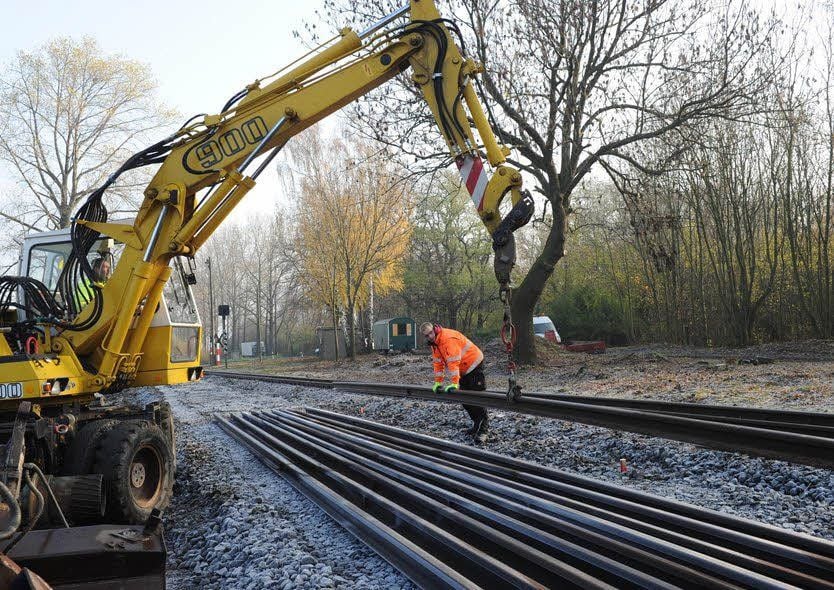 Schienen wurden 2013 für den neuen Bahnhof am Zirkelschacht verlegt.