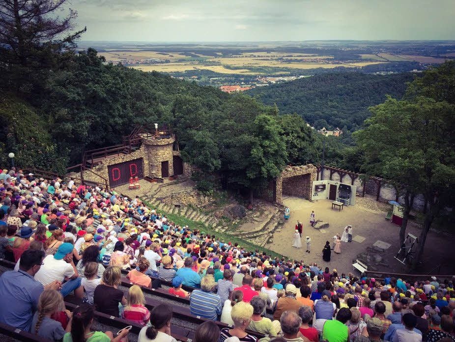 Harzer Bergtheater: der nächtliche Heimweg soll demnächst beleuchtet werden.