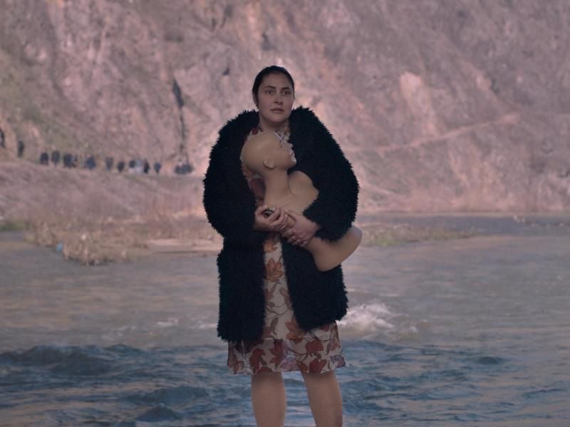 Petrunya (Zorica Nusheva) wird eher zufällig zur Rebellin gegen Männertraditionen. Foto: -/jip film&verleih/dpa