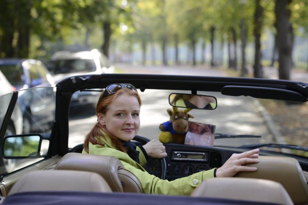 Ihr Aktueller ist zwar jünger als sein Vorgänger, dafür aber auch reichlich anspruchsvoll - um nicht zu sagen zickig. Deshalb hat Anja Nititzki ihrem Saab-Cabrio, Baujahr 1988, den herrschaftlichen Namen „Lord“ verpasst.