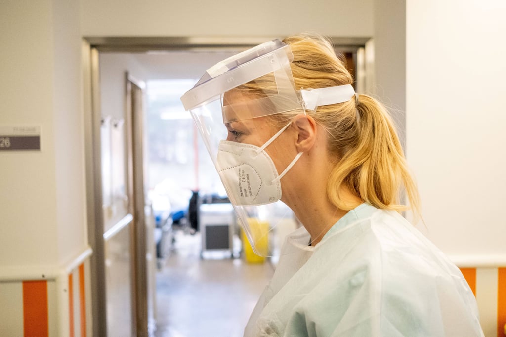 Blick in die Covid-19-Station eines Krankenhauses.
