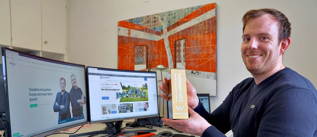 Christian Schäfer, bis März Tigers-Trainer, hat mit seiner Firma 3W-Konzepte gerade einen der German Web Awards bekommen.