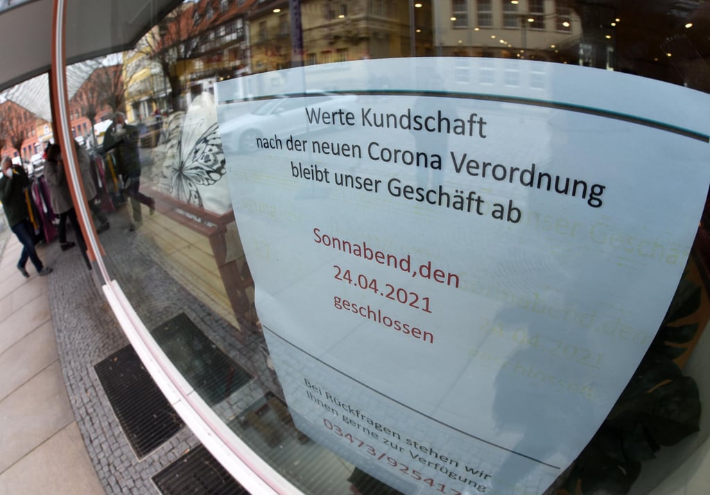 Das Elka-Kaufhaus auf dem Ascherslebener Markt bleibt am Sonnabend geschlossen. Ab Montag können hier im Rahmen der Aktion „Click and Collect“ Waren bestellt und abgeholt werden.