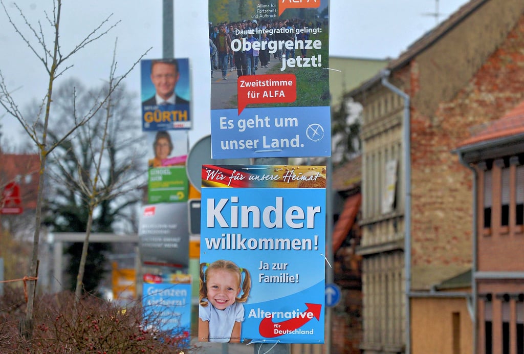 Plakate sind eine Möglichkeit des Wahlkampfes in Corona-Zeiten.