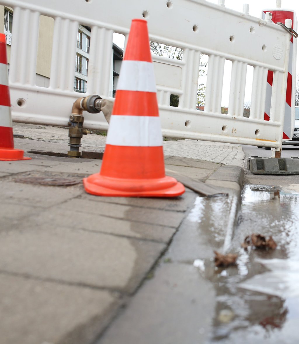 Wasserrohrbruch: Schönebecks Friedrichstraße wird gesperrt.