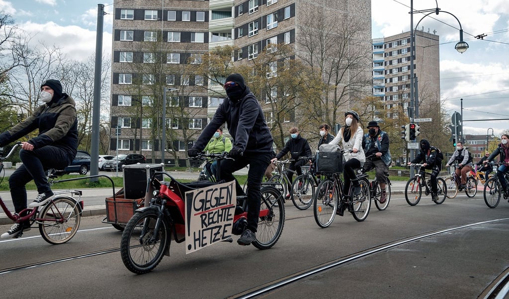 Die Fahraddemo unter dem Motto ?Kurbeln statt Schwurbeln? führte am Sonnabend durch die Stadt.