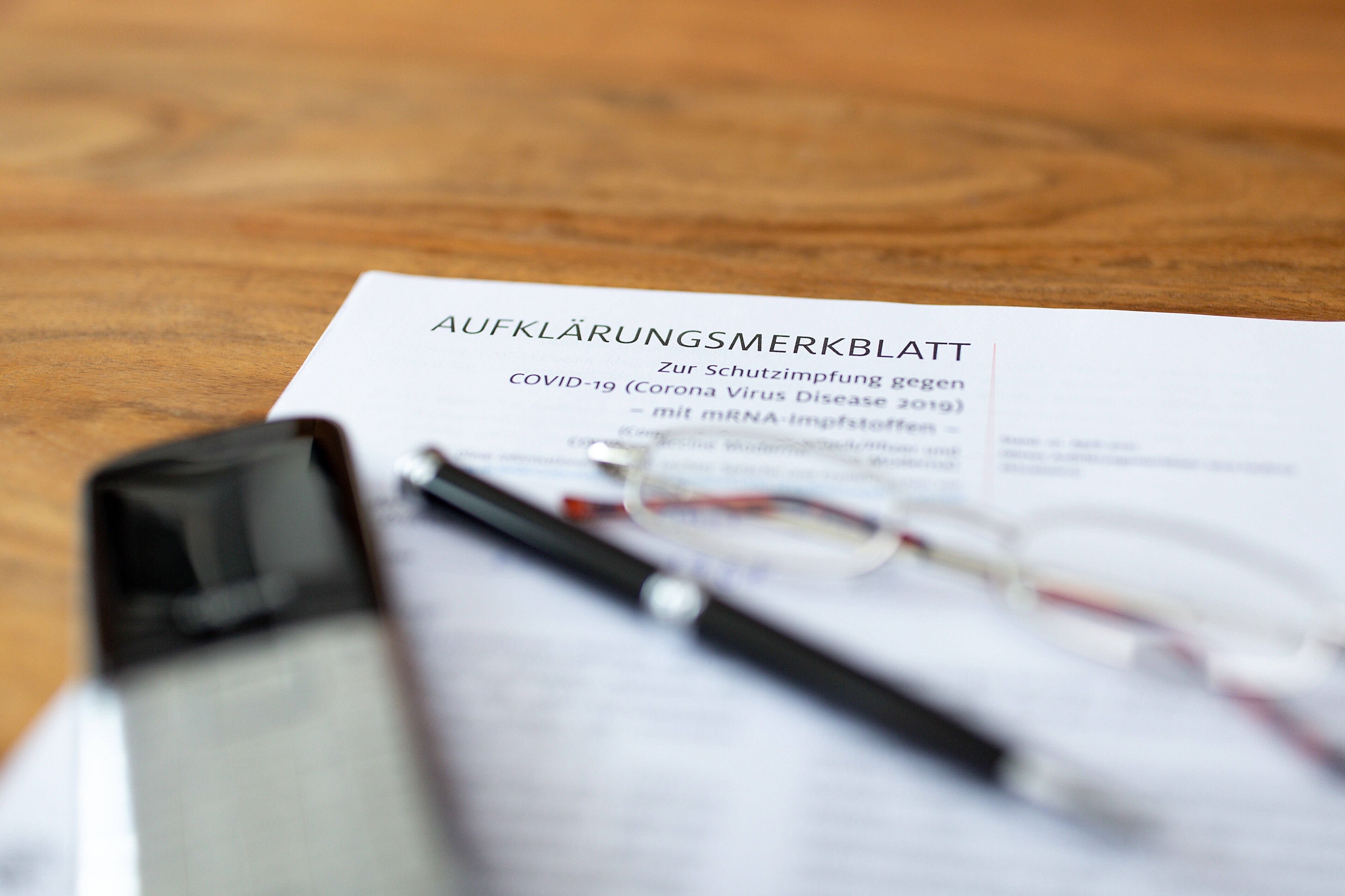 Vor der Impfung gegen Corona ist es wichtig, sich ausreichend zu informieren.