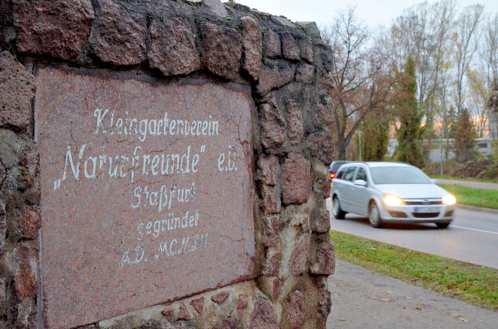 Der Kleingartenverein ?Naturfreunde? aus Staßfurt, der seine Gärten an der Hecklinger Straße Richtung Hecklingen hat, ist zum 1. Januar dieses Jahres aus dem Regionalverband ausgetreten. Der Verein sieht sich als Vorreiter für weitere Vereine.