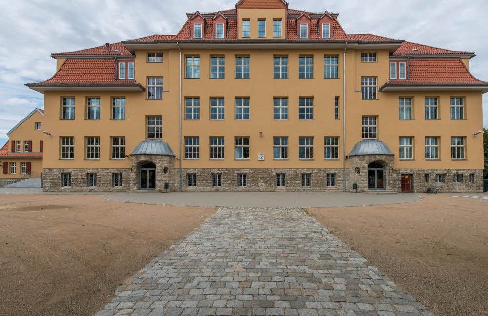 Die Einzugsbereiche der Sekundarschulen - hier die Ernst-Bansi-Schule in Quedlinburg - sind jetzt durch eine Satzung geregelt.