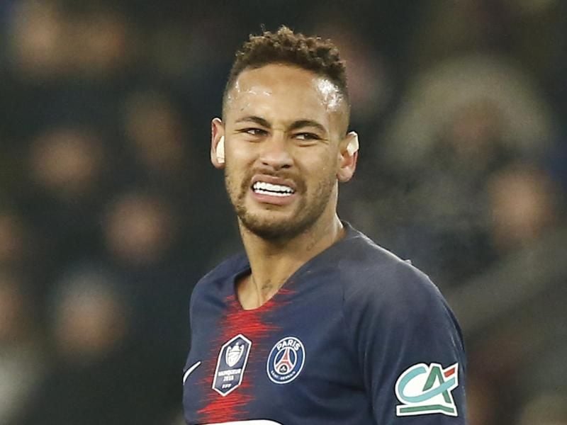 PSG bangt um den Einsatz von Superstar Neymar. Foto: Michel Euler/AP