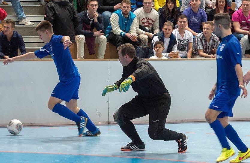 Christoph Hähnel (l.) gewann mit dem TSV Leuna den Pokal 2014.