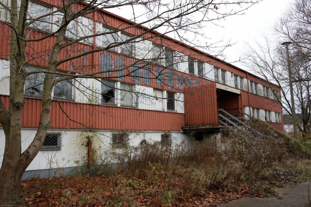Leerstand, wo einst Tisch- und Taschenrechner regierten: das ehemalige Finanzamt in Köthen.