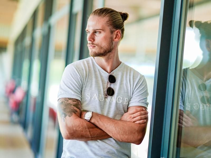 Will seine Fußballkarriere beenden: Der Isländer Rurik Gislason. Foto: Uwe Anspach/dpa