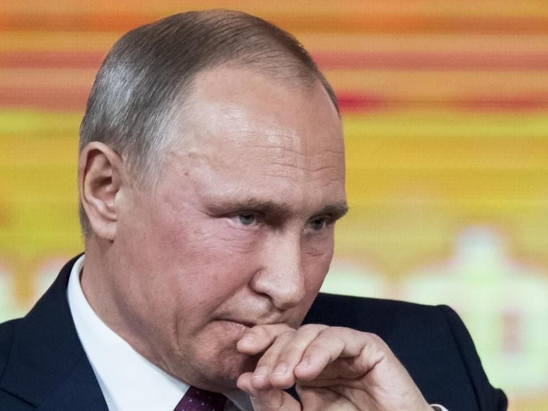 Russlands Präsident Wladimir Putin warnte in einer Gesprächsrunde vor der Politisierung des Sports. Foto: Pavel Golovkin