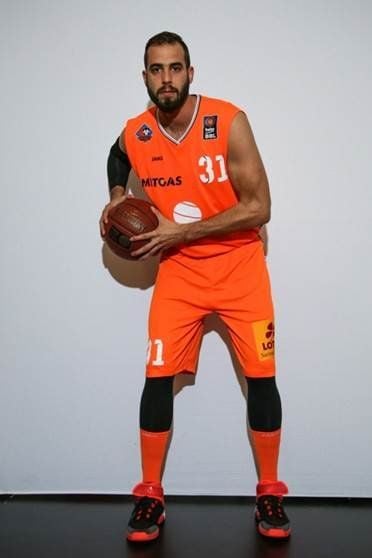 Nikola Dragovic