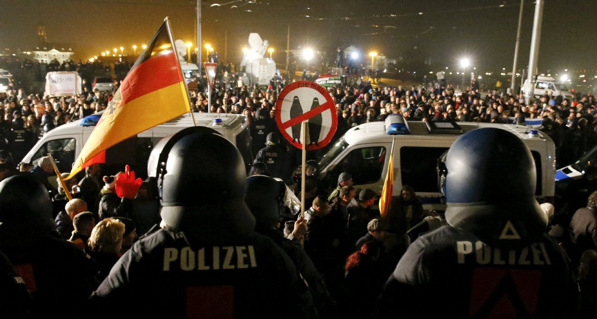 Die Pegida-Kundgebung am Montagabend in Dresden.