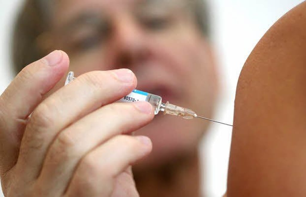 In Deutschland wurden bisher rund 13 000 vollständig Geimpfte noch positiv auf das Coronavirus getestet.