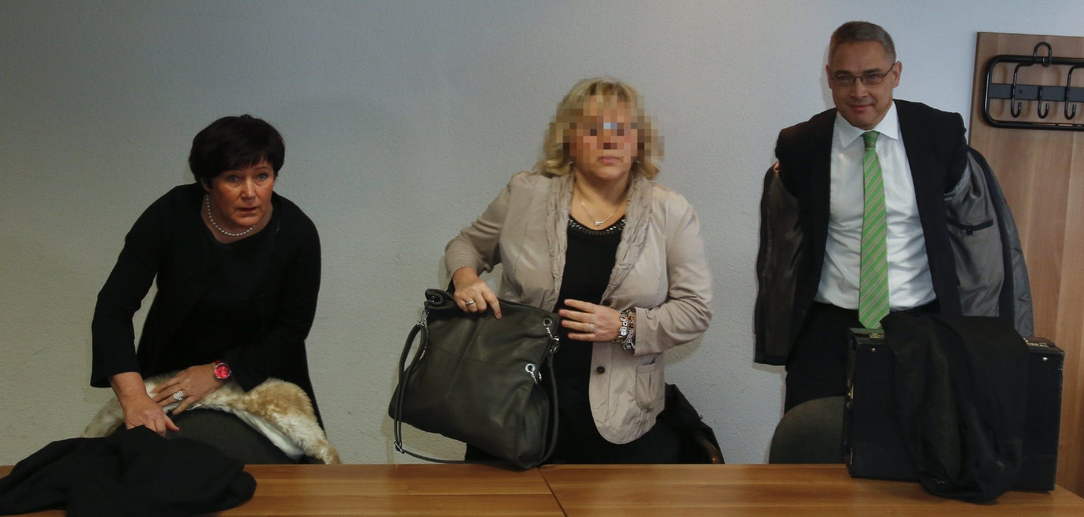 Sylvia Tempel am Mittwoch im Amtsgericht mit Verteidiger Uwe Berthold